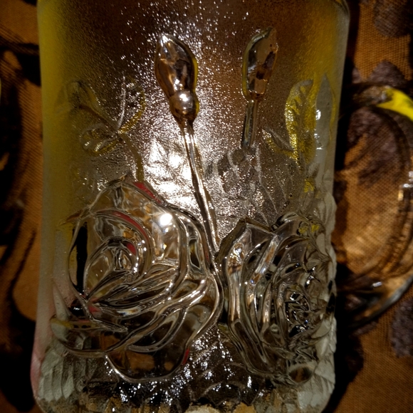 Unique gift for any occasion Cups/Mugs Rose Frosted only 3 left - Picture 4 of 5